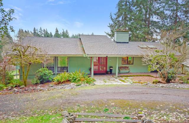 Private Bainbridge Island Retreat with Acreage & Modern Comforts photos photos