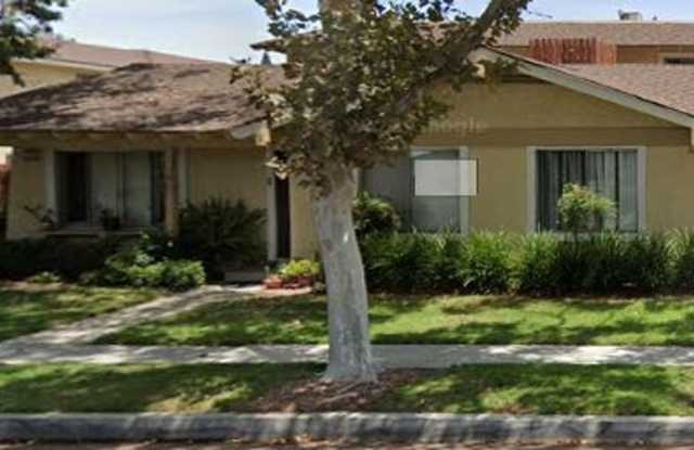 2 story, 2 Bedroom, 1 bath condo for Rent - Move In Ready photos photos