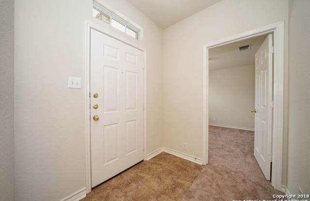 648 MEADOW ARBOR LN Gallery 4