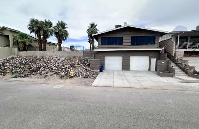 1470 Riverfront Drive photos photos
