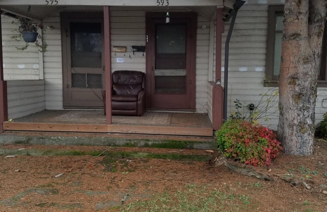 593 14th St. photos photos