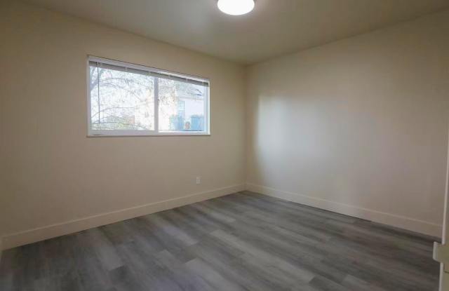 $2,395/month – Renovated 2BR/1BA in Prime Berkeley Location (Available Now) Gallery 4