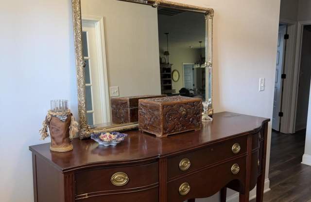 352 Fox Haven Drive Gallery 3