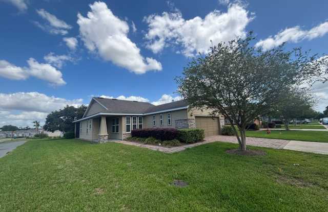 Beautiful move in ready, large 2/2 in Ocala Preserve - All ages photos photos