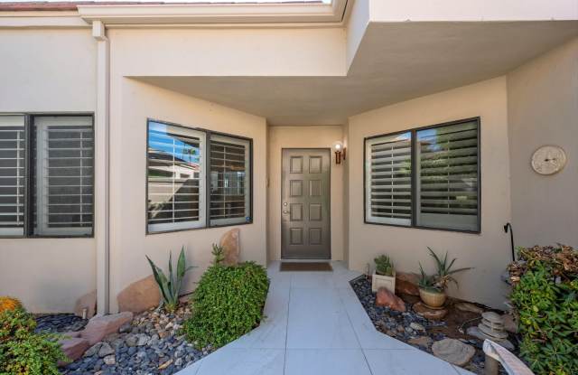 54108 Oak Tree Gallery 4