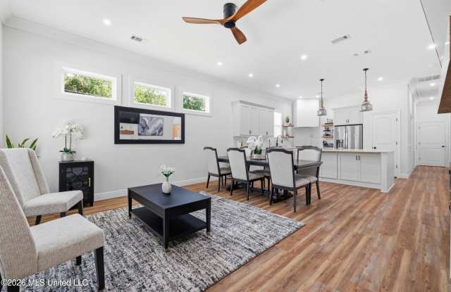 1023 Nancy Place Gallery 3