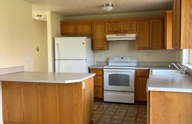 Fantastic 2 Story Home in Dundee photos photos