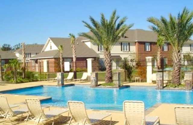 3 Bedroom Townhouse Available now in a desirable Gated community near LSU, Lake Beau Pre Townhomes! photos photos
