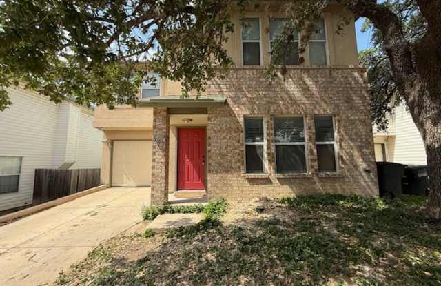 Super Clean  Move-In Ready! 3 Bed, 2.5 Bath with Loft – Prime Location photos photos