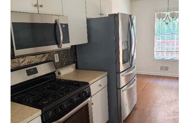 5741 WELLBORN OAKS Court Gallery 4