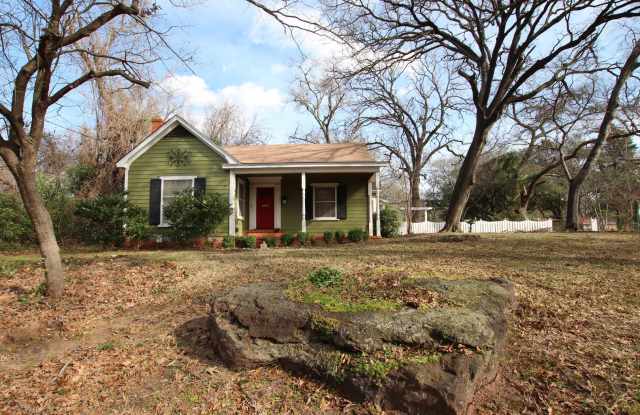 Beautifully Remodeled Home Built in 1942, Coming Soon!! - 2712 South Donnybrook Avenue, Tyler, TX 75701