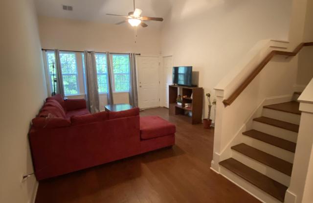383 Dante Circle Gallery 4