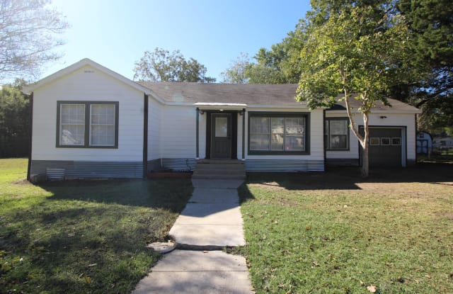 1015 West Kuykendall Street photos photos