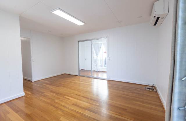 Well Maintained home in Manoa Valley, 3 bedrooms, 2 baths Gallery 4