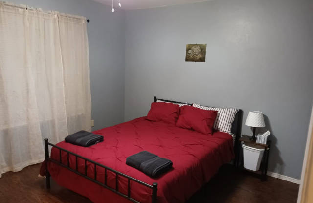 3504 N Vernon Ave photos photos