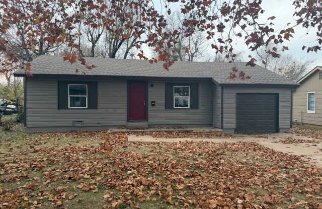 Cute two bedroom home for Rent - 3313 Brookside Drive, Midwest City, OK 73110