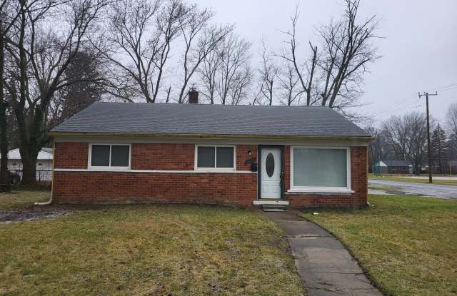 28315 Pierce St - 28315 Pierce Street, Southfield, MI 48076