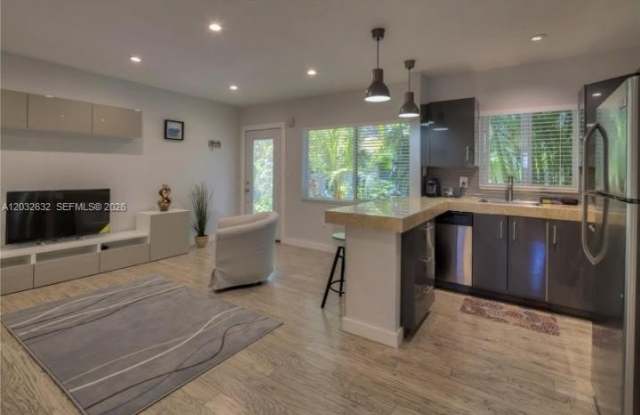 659 Meridian Ave photos photos