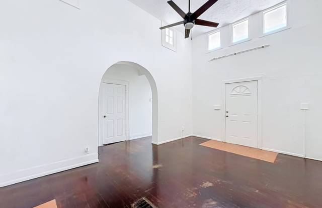 835 16th Avenue South Gallery 3