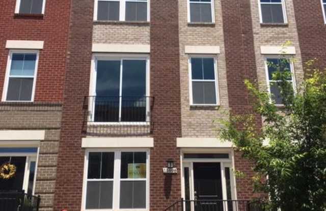 11696 SUNRISE SQUARE PLACE - 11696 Sunrise Valley Drive, Reston, VA 20191