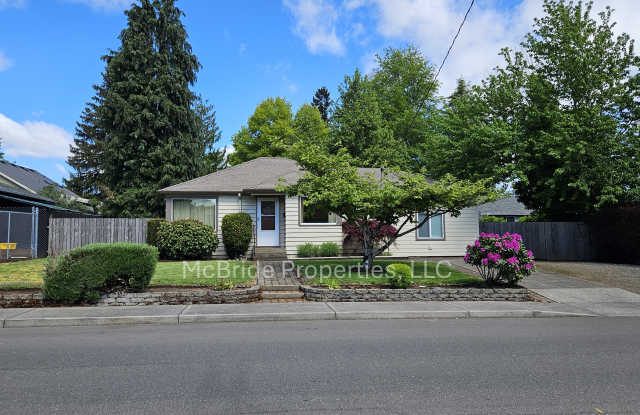 260 N Knights Bridge Rd - 260 North Knights Bridge Road, Canby, OR 97013