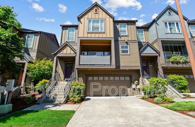 10855 SW Huntington Ave. photos photos