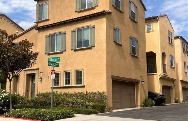 2265 Apple Court photos photos