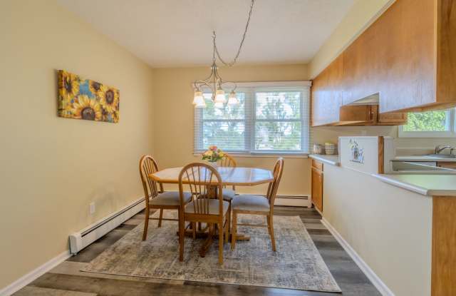 Unfurnished or Furnished- You Decide! Gallery 3
