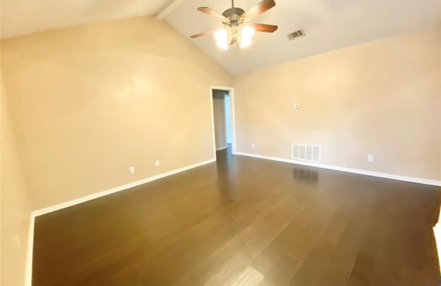 6310 Royal Springs Drive Gallery 3