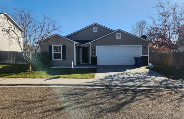 3 Bedroom in Middleton - 97 East Walcott Lake Drive, Middleton, ID 83644