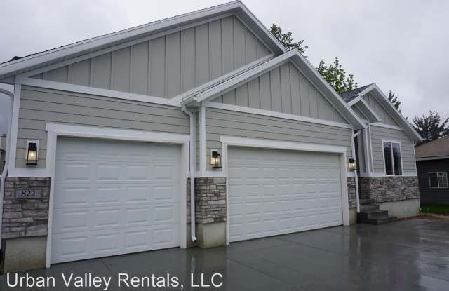 822 E. Winter Pine Cove - 822 E Winter Pine Cv, Midvale, UT 84047
