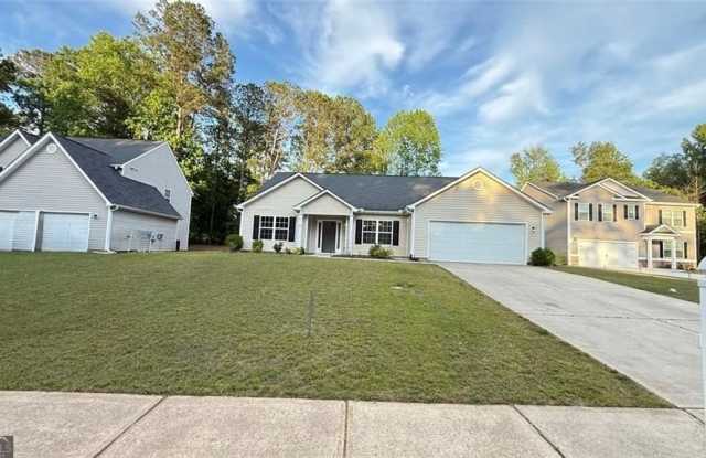 1890 Roxey Lane Gallery 2