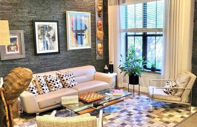 5198 NW 83rd Ct Gallery 3