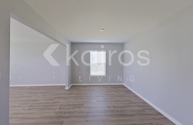 1010 Kaye Street East Gallery 2