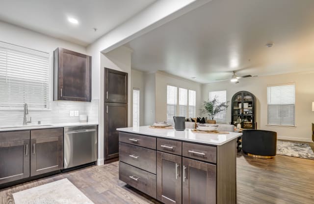 La Villita Lakeside & Landings Gallery 4