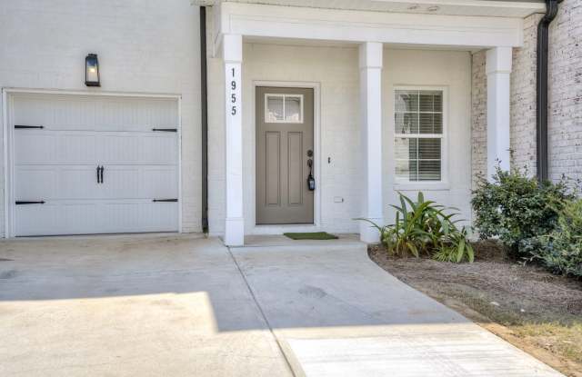 1955 Avenel Lane Gallery 3
