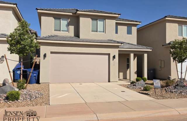 Beautiful 4 Bedroom in Red Trails Gallery 1