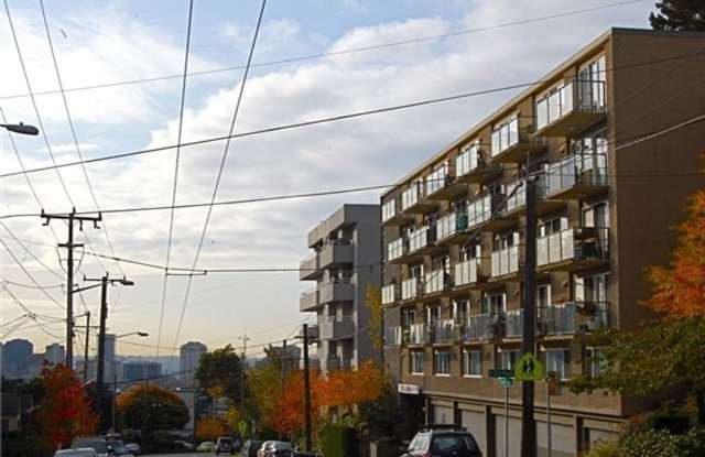 Stylish Lower Queen Anne 1-Bedroom Condo with Parking, Storage, and Most Utilities Included - 1601 Taylor Avenue North, Seattle, WA 98109