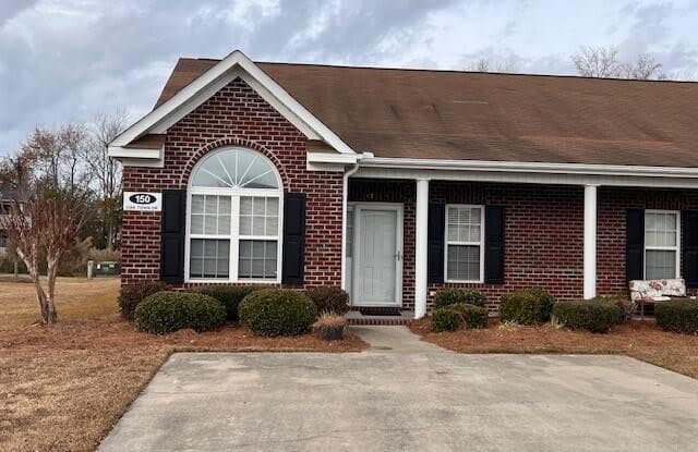 150 Oak Towne Drive - 150 Oak Towne Drive, Greenville, NC 27858