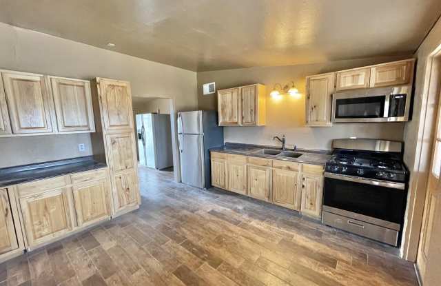 217 S Ave B photos photos