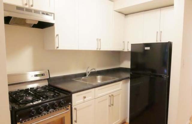 211-213 East 73rd St. Gallery 2