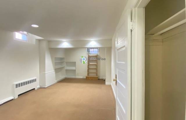 304 Berkeley St. photos photos