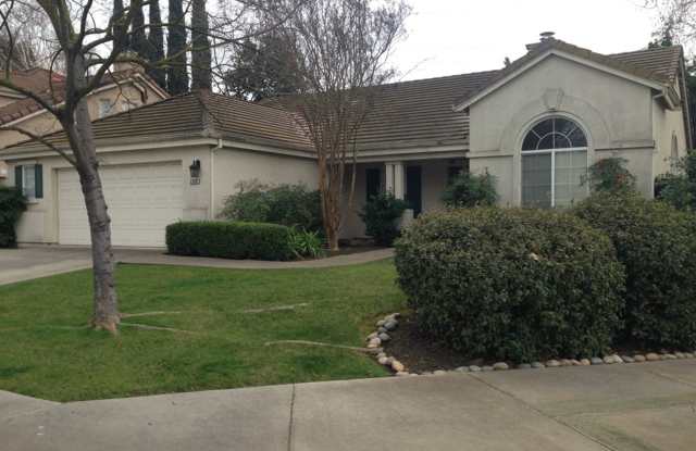 3309 Willowbrook Circle Gallery 2