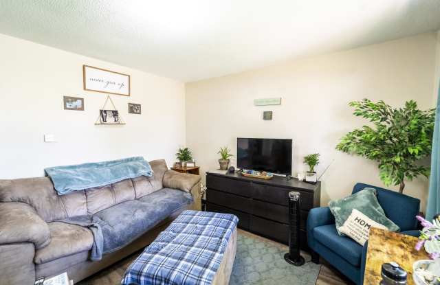 204 4th Avenue - 2 Gallery 2