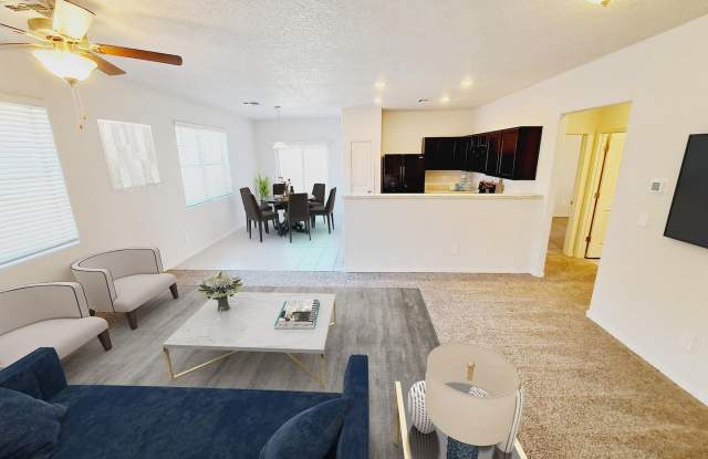 4 beds 2 bath home in Huning Ranch! photos photos
