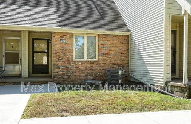 1003 SE 3rd St photos photos