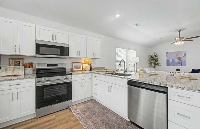 3 Bed, 2 Bath Home in Nixa!! Gallery 1