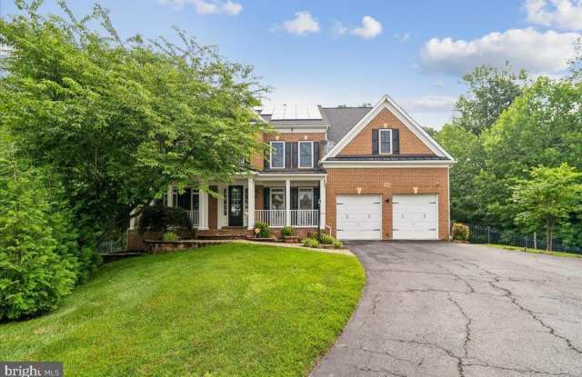 743 SENECA Drive photos photos