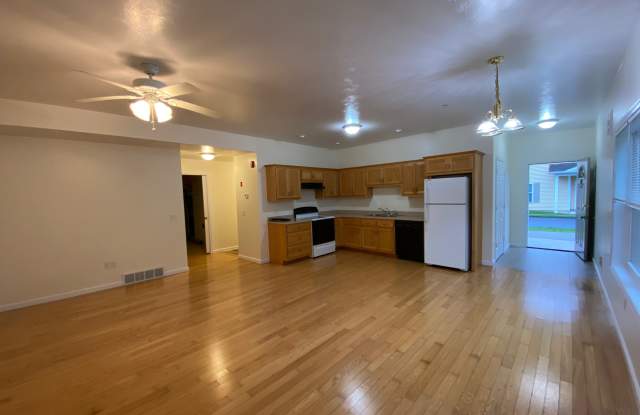 204 Betsinger Rd. Apt 49 Gallery 4