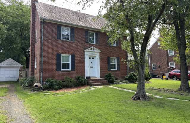 435 N Monroe St photos photos